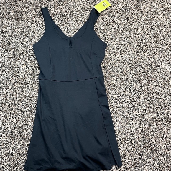 🆕 All in Motion Black Knit Slit Active Mini Dress Size Small | NWT - Picture 2 of 10
